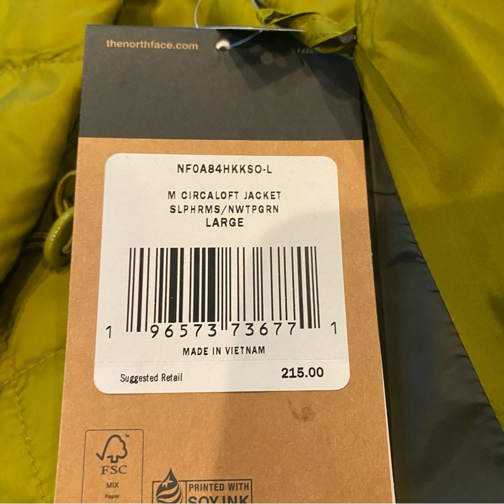 The North Face Circaloft Jacket - Packable Rain Puffer Coat - Picture 4 of 10